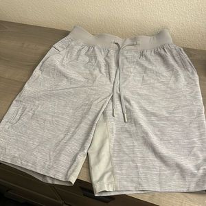 Lululemon pace breaker lined shorts